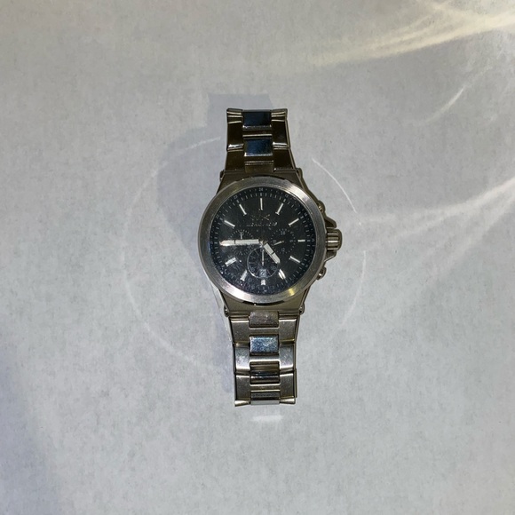 Michael Kors Dylan Men's Black Dial Watch - Picture 4 of 9